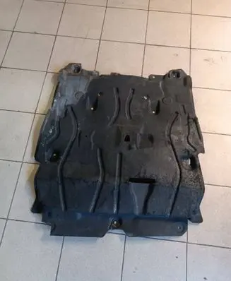 Renault Kangoo III Engine splash shield/under tray 758901522r 58901522 0524010