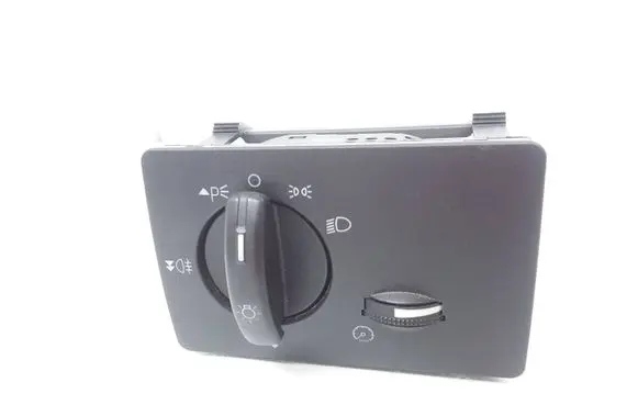 Ford Focus Light switch 7M5T13A024GA