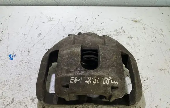BMW 5 E60 E61 Front brake caliper 60/30/324