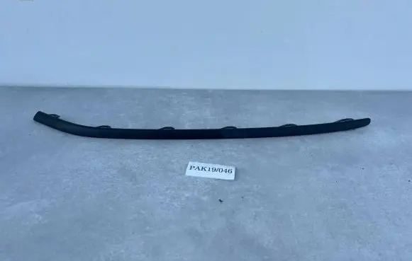 Volkswagen PASSAT B7 Front bumper splitter molding 3AA853763A