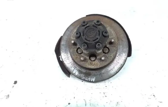 Front wheel hub spindle knuckle
