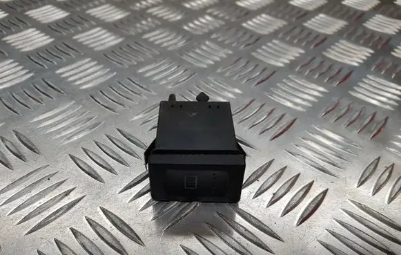 Volkswagen PASSAT B5 Windscreen/window heater switch 3B0959621C