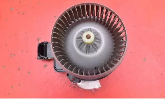 Suzuki SX4 Heater fan/blower AV1490