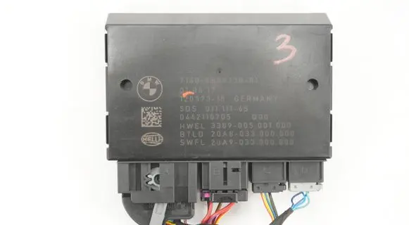 BMW 5 G30 G31 G38 Tow bar trailer control unit/module 6884358