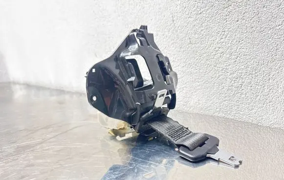Opel Meriva B Middle seatbelt (rear) 34083026D 021603148