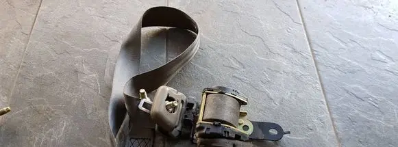Ford Maverick Front seatbelt