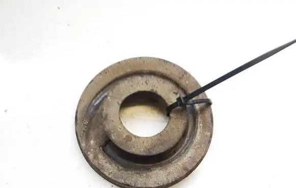 Skoda Octavia Mk2 (1Z) Front coil spring rubber mount 1k0512149b