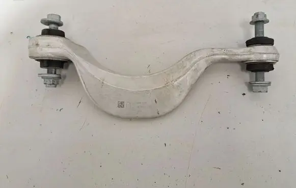 BMW X5 G05 Rear upper control arm/wishbone 6878021