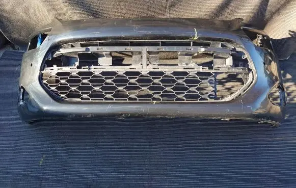 Citroen C4 II Front bumper 36186048