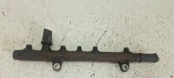 Renault Trafic II (X83) Fuel main line pipe 0445214024