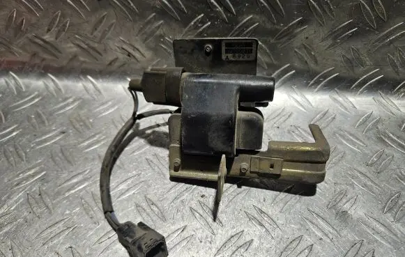 Mazda 626 High voltage ignition coil J2T00971 FE3N