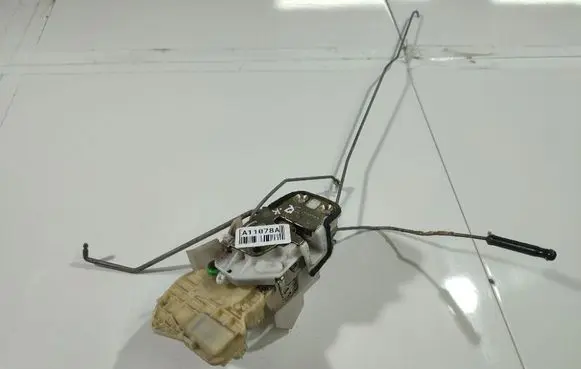 Honda Jazz Front door lock 