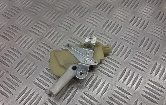 Toyota Yaris Central body control module
