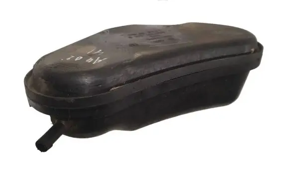 Vacuum air tank
