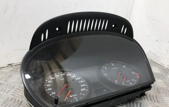 BMW 5 E60 E61 Speedometer (instrument cluster) 6974576 110080213