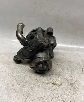 Volkswagen Golf IV Power steering pump