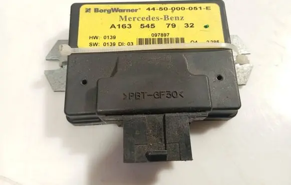 Mercedes-Benz ML W163 Transfer box differential control unit A1635457932 4450000051F 097897