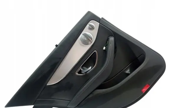 Mercedes-Benz C W205 Front door card panel trim