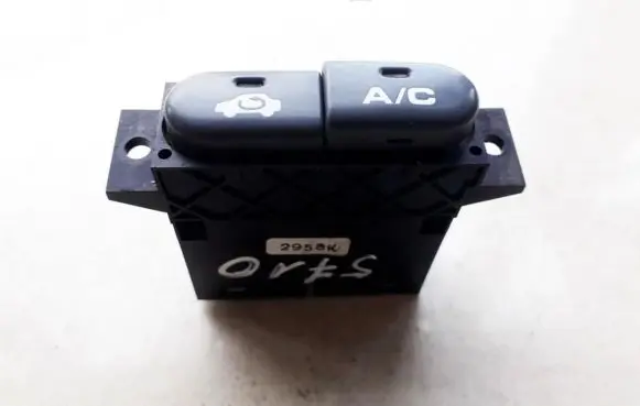 Honda HR-V Air conditioning (A/C) switch 2958K