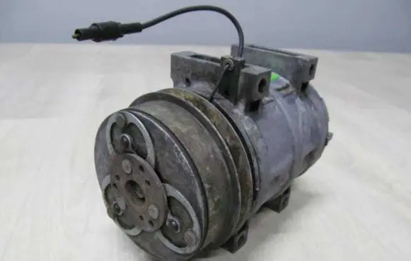 Isuzu Trooper Air conditioning (A/C) compressor (pump) 506211-6642 DKS-15CH 9078