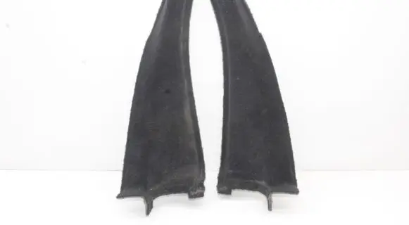 Mercedes-Benz C W204 Centre console side trim rear A2046903225 A2046903125