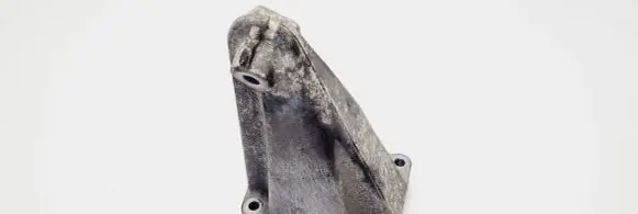 Mercedes-Benz C W203 Engine mounting bracket A6112230804