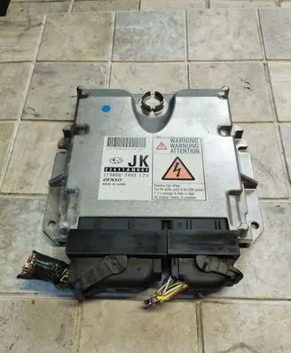 Subaru Outback Engine control unit/module 22611AN041 2758007493