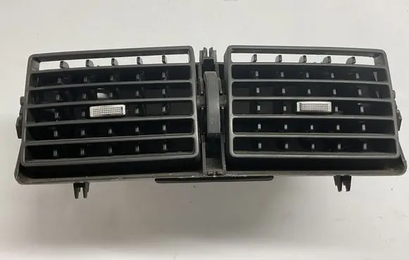 Peugeot 307 Dash center air vent grill A1079302 226318 215021