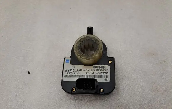 Toyota Avensis T250 Steering angle sensor 691030743 8924502020