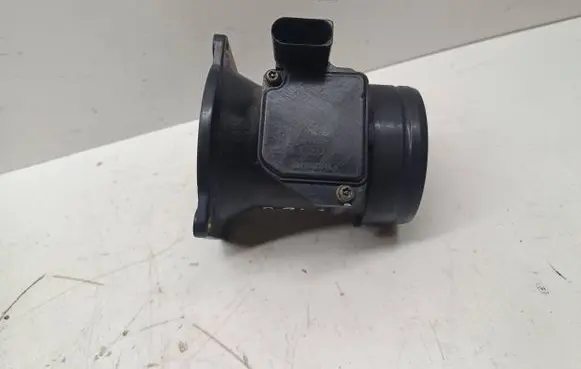Volkswagen Golf IV Mass air flow meter 06A906461B