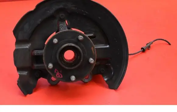 Ford Focus ST Front wheel hub spindle knuckle AV613K170DAC