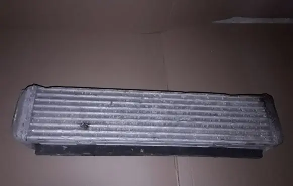 Land Rover Discovery 3 - LR3 Intercooler radiator PML500010