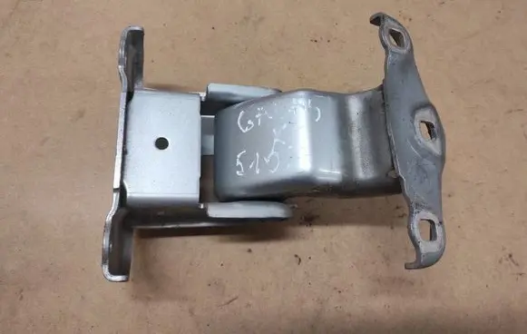 Opel Vivaro Loading door lower hinge 527428