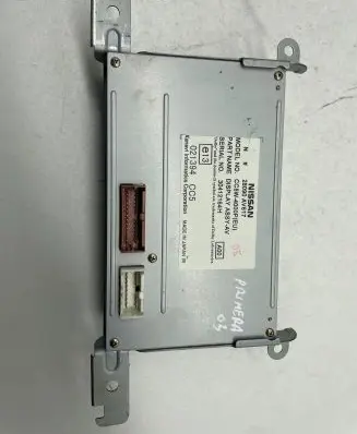 Nissan Primera Radio/CD/DVD/GPS head unit 28090AV617 30412164H CC5W4000P