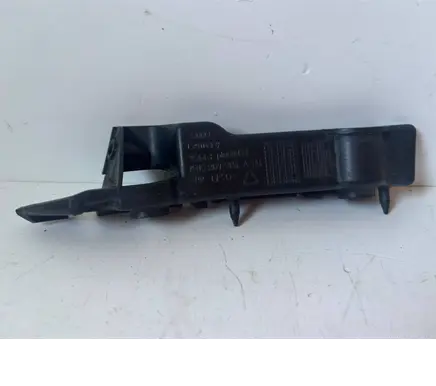 Audi A5 8T 8F Front bumper mounting bracket 8T0807284A