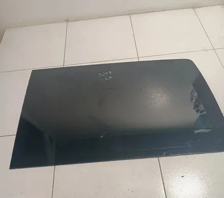 Volkswagen Transporter - Caravelle T5 Rear door window glass 43R000015 8009191