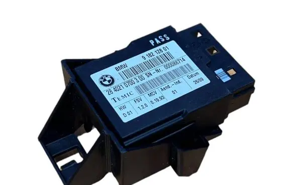 BMW 5 E60 E61 Seat control module 9182128 000088714 2840210700300