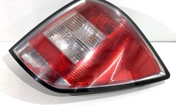 Opel Astra H Rear/tail lights 13223674