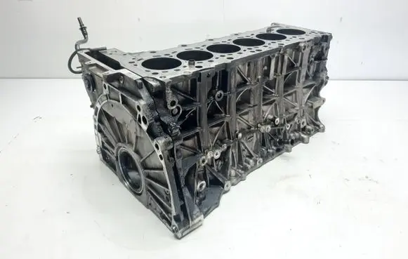 BMW 3 E90 E91 Engine block 7799978 N57D30A