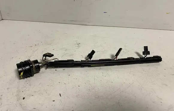 Volkswagen Sharan Fuel injector wires 038971803