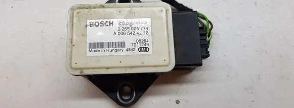 Mercedes-Benz Vito Viano W639 ESP acceleration yaw rate sensor 0265005774 A0065424218