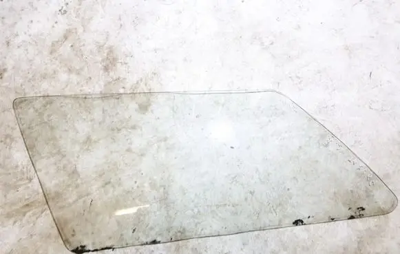 Volkswagen PASSAT B2 Rear side window