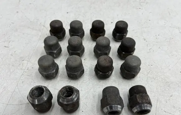 Hyundai Sonata Nuts/bolts 