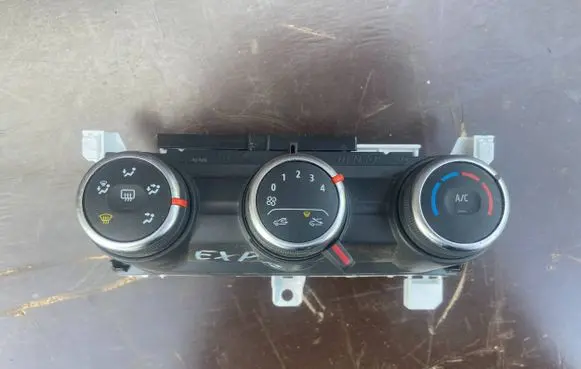 Renault Express Air conditioner control unit module 275006366R 025921040504 M01464316080