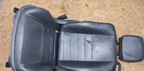 Front passenger seat