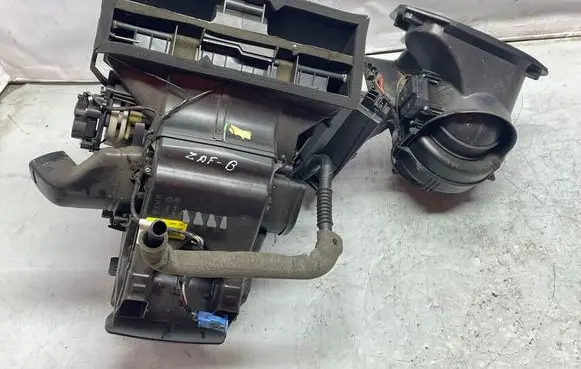 Opel Zafira B Interior heater climate box assembly 13142028