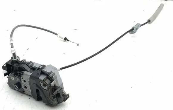 Peugeot 5008 II Rear door lock 16943634