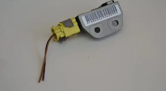 BMW X5 F15 Airbag deployment crash/impact sensor FA8H3023040580