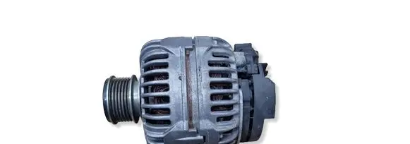 Volkswagen Touran II Generator/alternator 03L903023