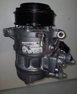Mercedes-Benz C W205 Air conditioning (A/C) compressor (pump) A0008304400